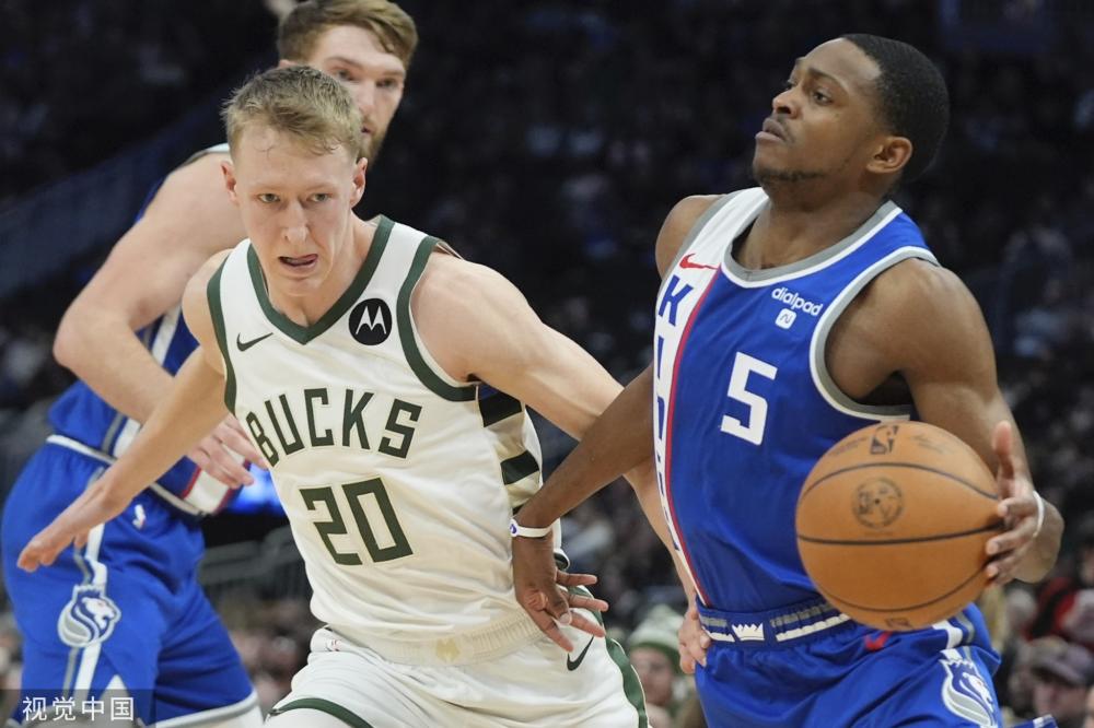 类似的后卫 类似的后卫